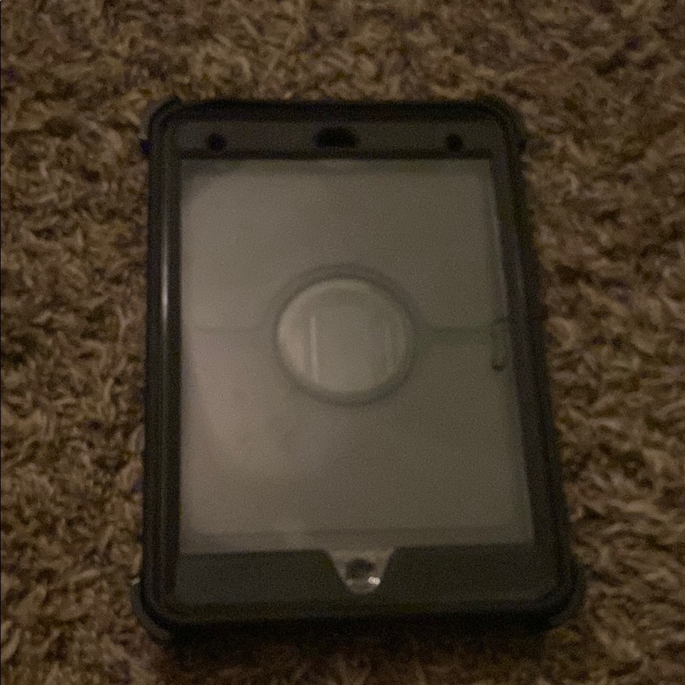 OtterBox - Black Protective iPad Case